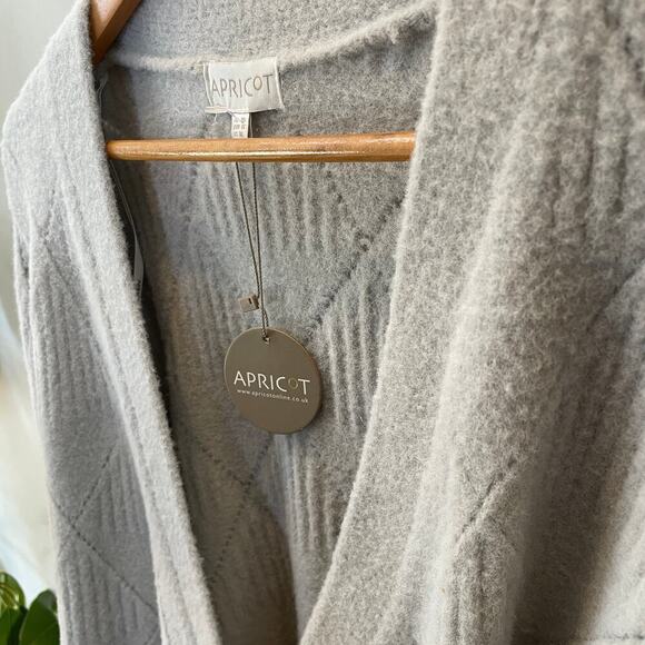 Apricot 1X Curve Wrap Sweater | Light Grey, Tie-Waist, Soft Knit, NWT - Picture 5 of 16
